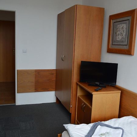 Chocen Hotel Peliny מראה חיצוני תמונה