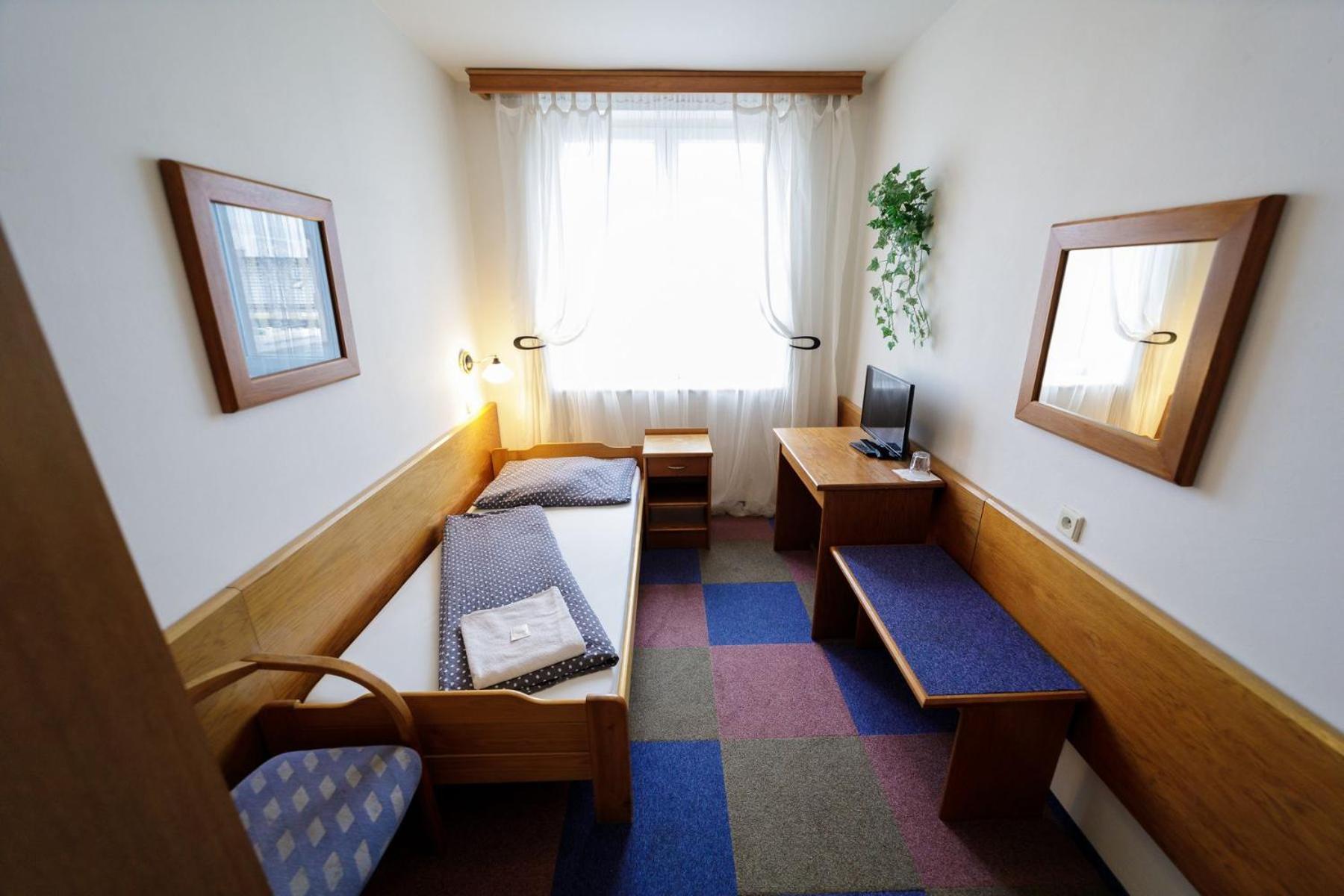 Chocen Hotel Peliny מראה חיצוני תמונה